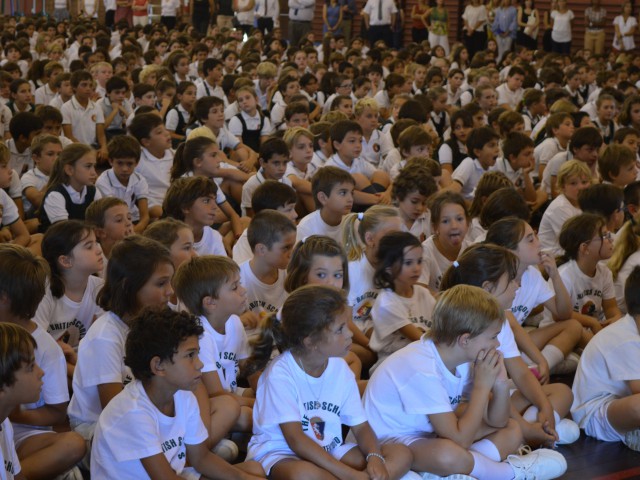 WELCOME 2020 - WHOLE SCHOOL ASSEMBLY