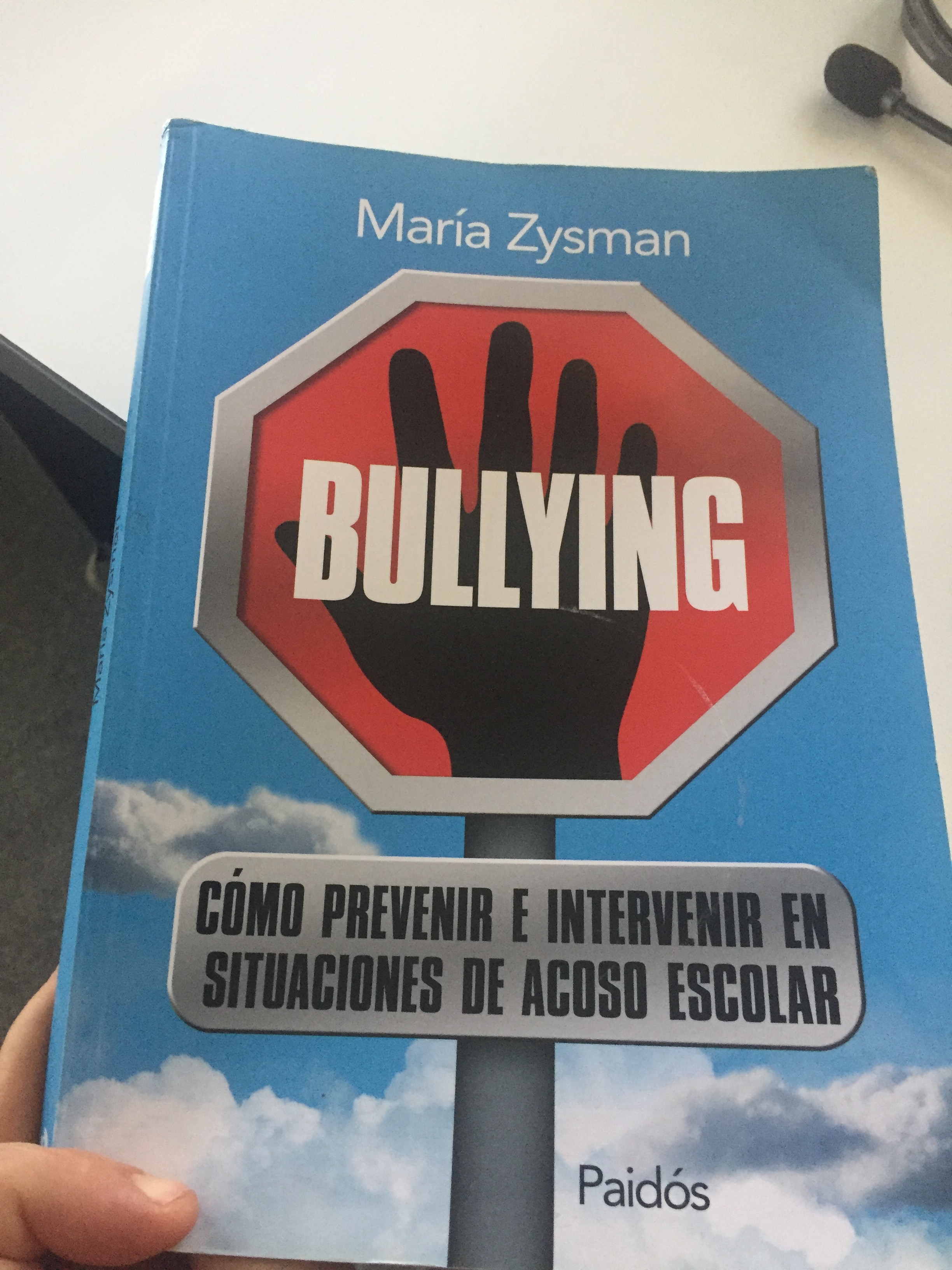 Bullying and non-bullying behaviours